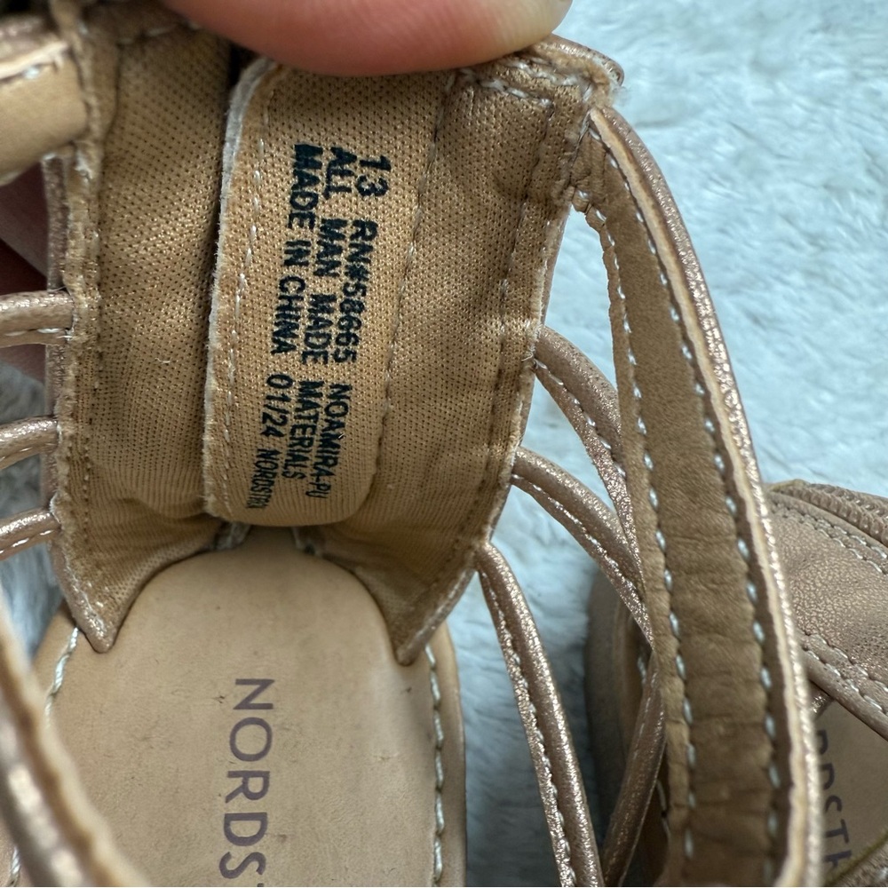 Nordstrom girls Gladiator Sandals - Picture 3 of 4